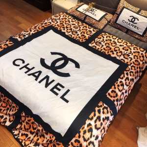 シャネル2020トレンドカラー秋冬セール CHANEL 寝具4点セット この秋のベース着こなし