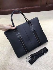 超定番人気 今季新作登場 エルメス HERMES ショルダーバッグ 上品でベーシ...