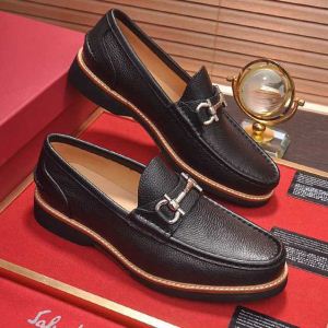サルヴァトーレフェラガモ2020SSのトレンド商品 FERRAGAMO ビジネス...