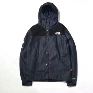 2020新品入荷 シュプリーム SUPREME 人気急上昇中 パーカー 美品入手困難