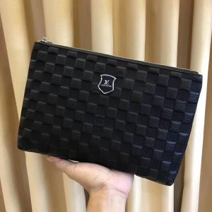 ルイ ヴィトン LOUIS VUITTON 2020SALE開催 セカンドバッグ