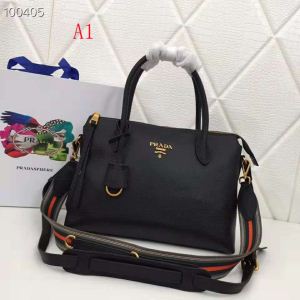 PRADA プラダ 定番品質保証 ハンドバッグ 4色可選 現代的な印象 目前の注目ブランド