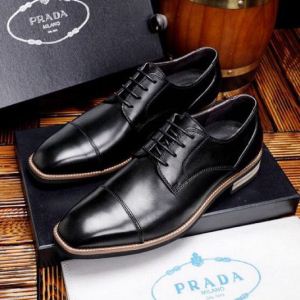 PRADA やっと見つけた国内即発 ビジネスシューズ 2色可選 プラダ 2020...