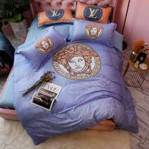 人気の秋冬新作再登場 ヴェルサーチ VERSACE 寝具4点セット 最速2020秋冬トレンドブランド