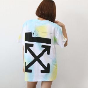 OffWhite 人目を引く存在感 オフホワイト半袖Tシャツファッション度アップ
