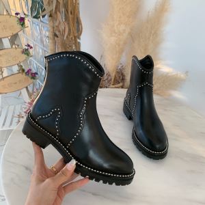ALEXANDER WANG 今年らしい新しい人気色 レザーブーツ シンプルに着...