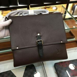 ★安心★追跡付 ルイ ヴィトン LOUIS VUITTON 斜め掛けバッグ 2020春夏新作