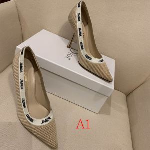 ディオール 多色可選 支持率が高い秋冬最新作 DIOR 今季トレンド抜け感新品 パンプス 202020秋冬取り入れやすい