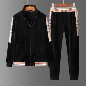 バーバリー BURBERRY 定番のスタイル春夏限定 大人っぽいファション感 上下セット 2020春夏の大注目トレンド