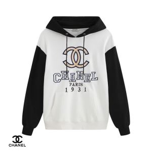 2020秋のファッショントレンドはこれ CHANEL シャネル パーカー 大人気...
