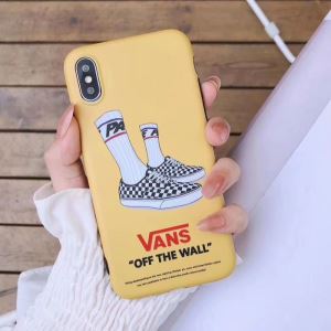 ケータイケース 3色可選 20202020秋冬のファッション お洒落で秋冬注目トレンド OffWhite オフホワイト