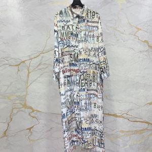 シャツ 2020春夏の大注目トレンド バレンシアガ BALENCIAGA 春夏大人カジュアル