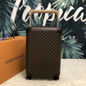 ルイ ヴィトンまずは定番人気アイテム LOUIS VUITTON スーツケース 2020年最新ファッション