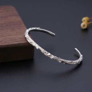 バングル ゴローズ goros 202020秋冬トレンドファッション おススメの秋冬アイテムをCHECK