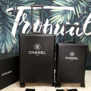 人気商品 シャネル CHANEL2020春夏の大注目トレンド スーツケース 送料込み 希少品