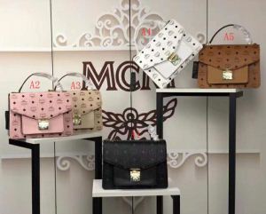 高感度アイテム エムシーエム コピー MCM トートバッグ 先行受注 多色可選 ミックス感が溢れる