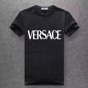 知的優秀アイテム ヴェルサーチVERSACE 2020年春夏流行ファッション T...