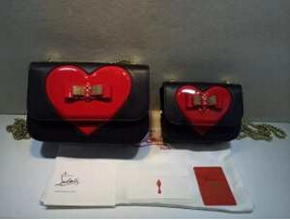 新作 2020 Christian Louboutinクリスチャンルブタン 可愛い　バッグ