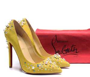 お得2020 クリスチャンルブタン売れ筋のいい CHRISTIAN LOUBOUTIN パンプス