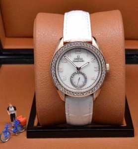 絶大な人気を誇る 2020 OMEGA オメガ 輸入クオーツムーブメント 女性用腕時計 6色可選