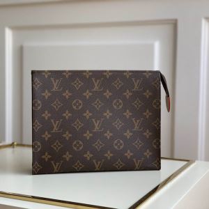 お値段もお求めやすい やはり人気ブランド ポーチ ルイ ヴィトン LOUIS VUITTON