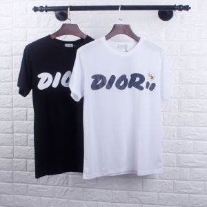 大人カジュアル夏ファッション2020 ディオール DIOR キレイめ感が強い 2色可選 抜け感スゴイ 半袖Tシャツ