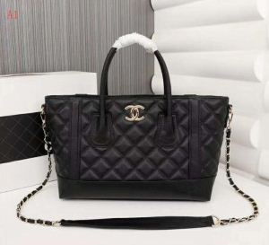 今季爆発的な人気 シャネル CHANEL 秋冬超人気の最新作 ショル ショルダーバッグ 2色可選 上品でベーシック