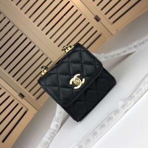 春夏のトレンドアイテム シャネル CHANEL ショルダーバッグ 【2020春夏】最新コレクション