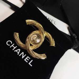 人気ストリートブランド新品 シャネル CHANEL ブローチ 2020春夏トレンドアイテム