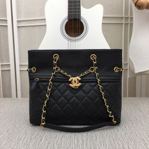 レディースバッグ 季節感をプラス人気商品 シャネル CHANEL 今風の着こなし新品 2色選択可 2020春夏も引き続きトレンド