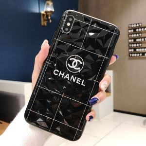 2色可選 シャネル CHANEL ケータイケース 2020秋冬トレンドアイテム 活躍するトレンドアイテム