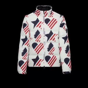 MONCLER モンクレール ダウンジャケット メンズ 使いやすさのトレンド 2020年秋冬に欠かせない
