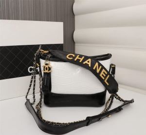 多色選択可 サラサラの着心地 シャネル夏の最新ファッション CHANEL スタイリッシュに新着 レディースバッグ 2020年春夏シーズンの人気