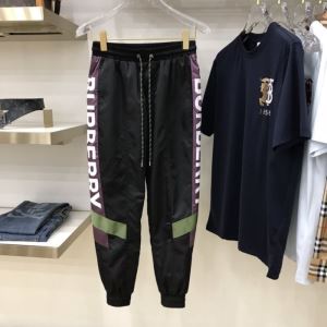 ストリート系に大人気 チノパン ストリート界隈でも人気 バーバリー BURBERRY