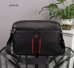 実用性にも優れた秋冬新作　アルマーニ 温かみのあるアイテム安いARMANI　先取り20202020秋冬ファッションショルダーバッグ
