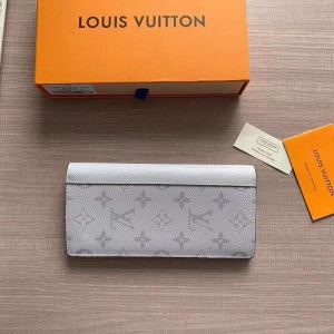 大人の可愛さを引き立て 2020年春夏流行ファッション ルイ ヴィトン LOUIS VUITTON 財布 2色可選