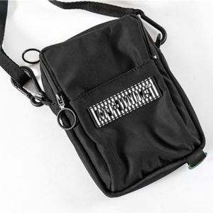 今から夏まで活躍する デニム バッグ OffWhite オフホワイト大人カジュアル夏ファッション2020