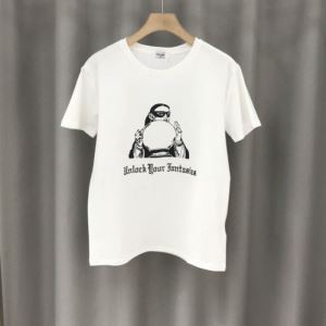 半袖Tシャツ 2色可選 オススメのアイテムを見逃すな セリーヌ CELINE コ...
