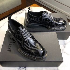 【2020春夏】最新コレクション 今季トレンドの限定アイテム DIOR ディオール 革靴