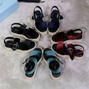 夏に良く似合うちょっと新品 プラダ PRADA サンダル 4色可選 2020春夏...