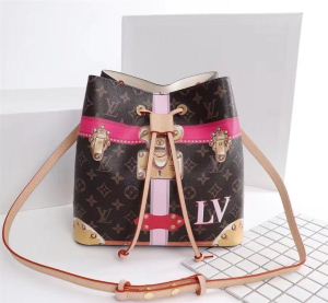 【激安】高級品通販ルイヴィトンコピー人気LOUIS VUITTONレディース可愛いショルダーバッグ