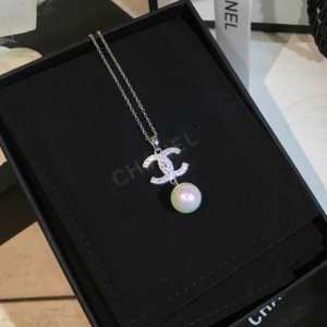 絶妙にオシャレ人気アイテム おしゃれな夏ファッション2020 シャネル CHANEL ネックレス