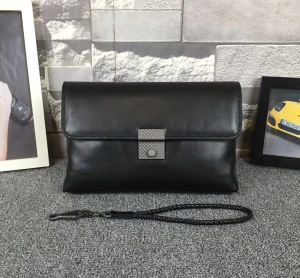 ストリートファッション ビジネスケース 2020年春夏シーズン ボッテガ ヴェネタ BOTTEGA VENETA