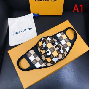 マスク 2020話題の商品 2色可選 LOUIS VUITTON 飽きもこないデ...