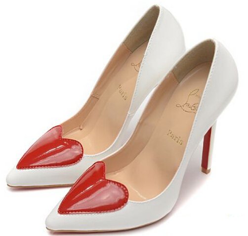 超人気美品 Christian Louboutinクリスチャンルブタン エナメル革 パンプス ヒール高さ12CM