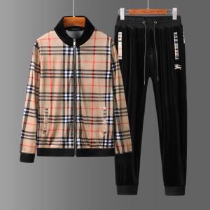 上下セット着回し力も抜群です バーバリー 《2020年》今、注目のストリート BURBERRY リッチな印象に