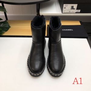 3色可選 秋冬もちろん主役級 シャネル 大人かわいい秋冬コーデを楽しみ CHANEL レザーブーツ 2020秋のファッショントレンドはこれ