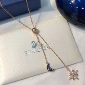 2020春夏は人気定番 春色の最旬の人気アイテム スワロフスキー SWAROVSKI ネックレス