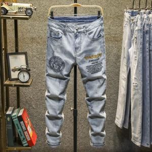 20新作です ヴェルサーチ VERSACE ストリート系に大人気 ジーンズ デザインお洒落