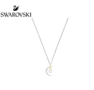スワロフスキー SWAROVSKI ネックレス 大人カジュアル夏ファッション2020 主張性もカジュアルさ